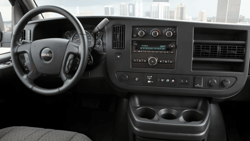 2024 GMC Savana Cargo 