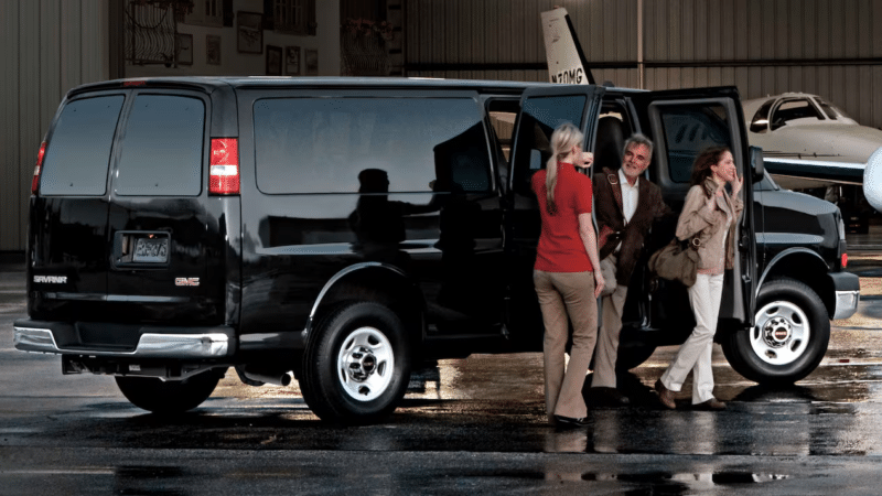 2024 GMC Savana Passenger 