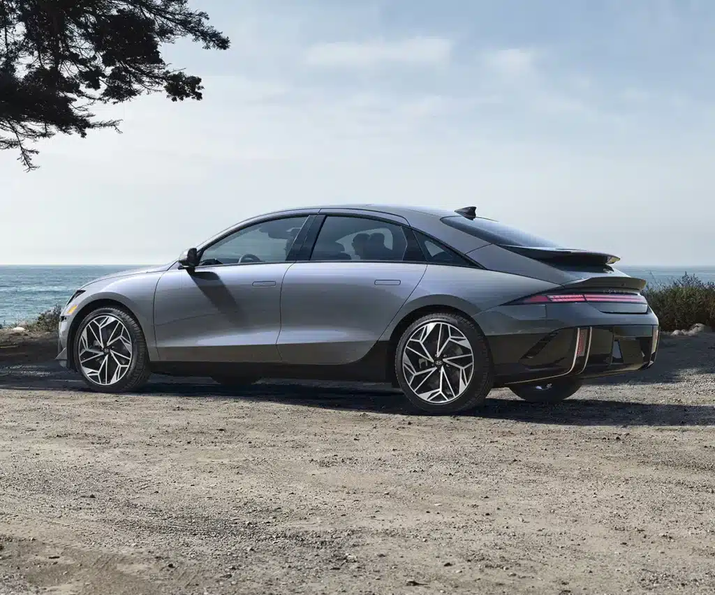 HTRAC™ All-Wheel Drive with Snow mode