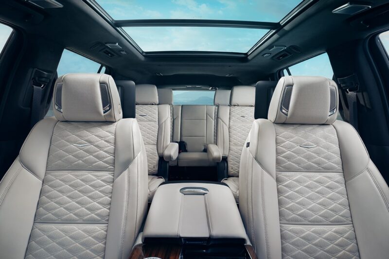 2025 Cadillac Escalade Sport Platinum
