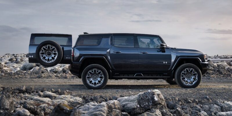 2025 GMC Hummer EV SUV 