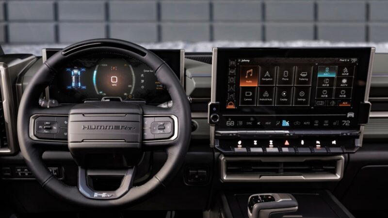 2025 GMC Hummer EV SUV 