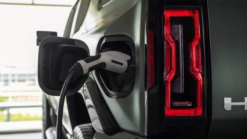 2025 GMC Hummer EV SUV 
