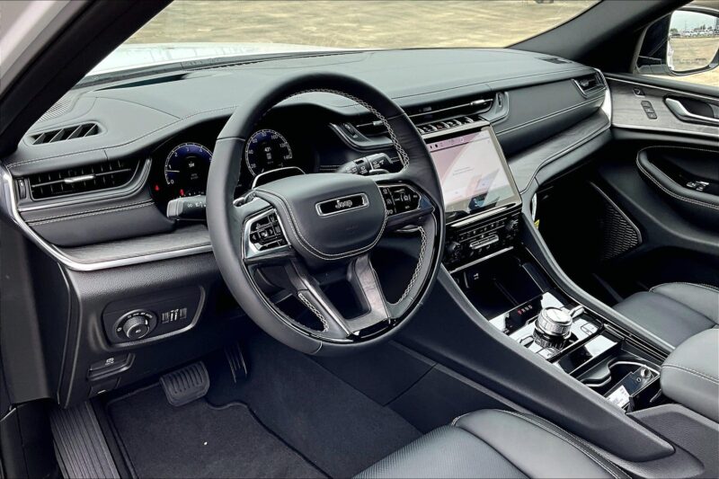 2025 Jeep Grand Cherokee L Summit