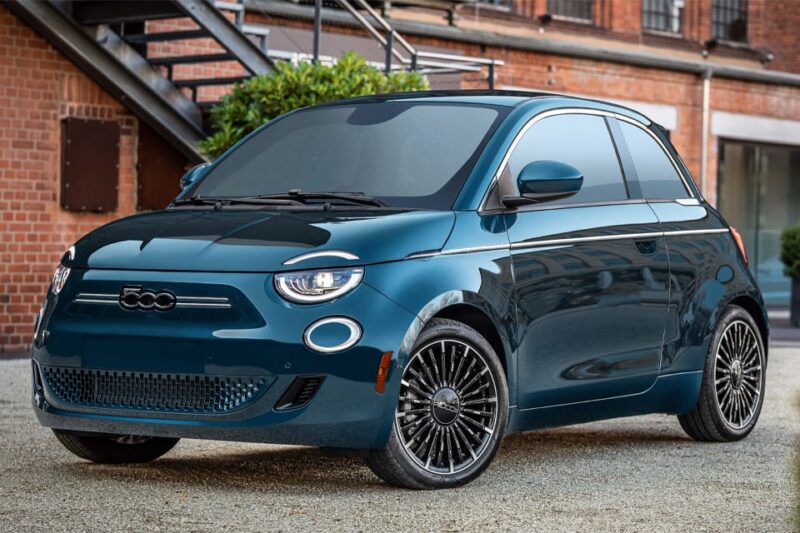 2025 Fiat 500e La Prima