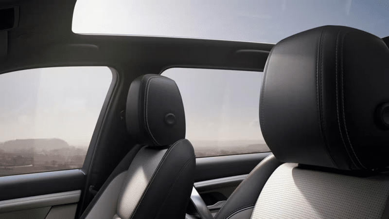 2026 Land Rover Discovery Sport 