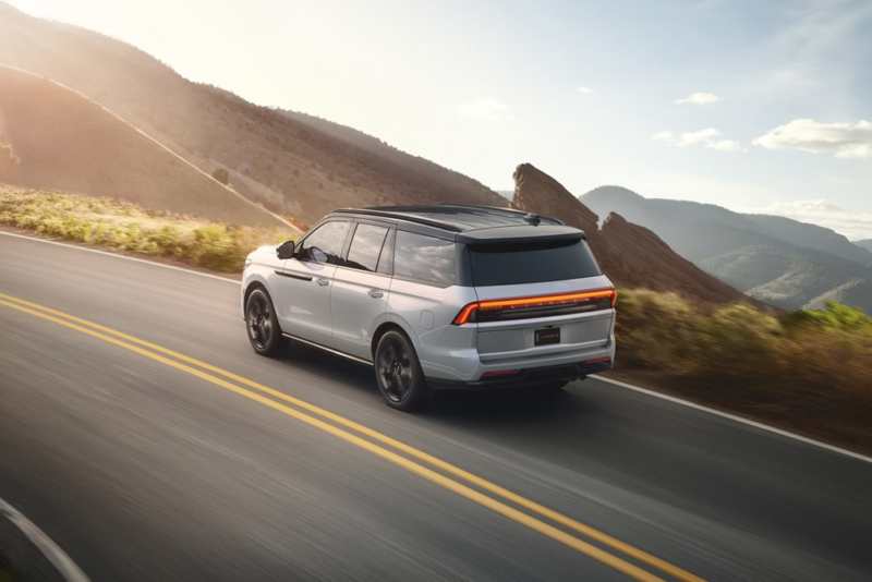 2026 Lincoln Navigator 