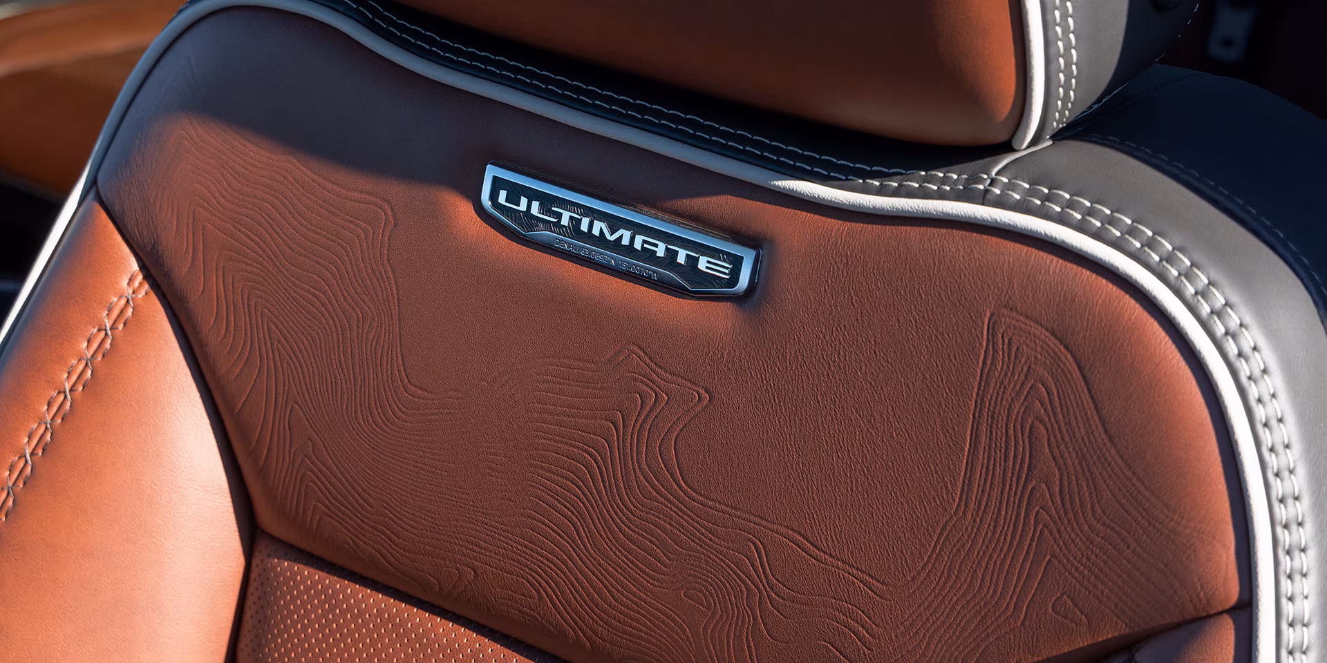 LUXURIOUS MATERIALS