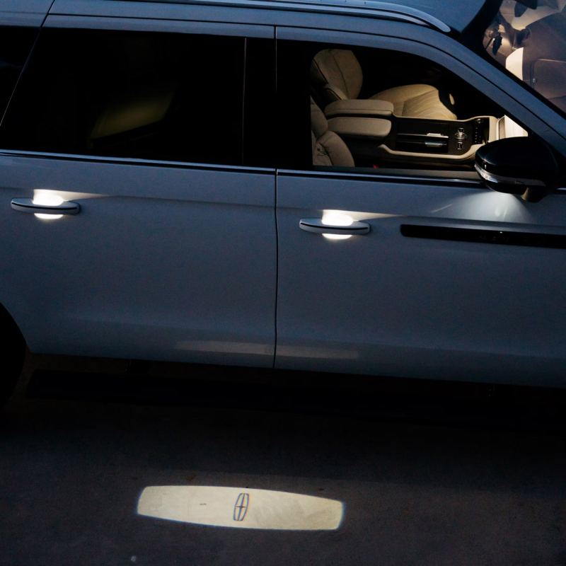 2027 Lincoln Navigator 