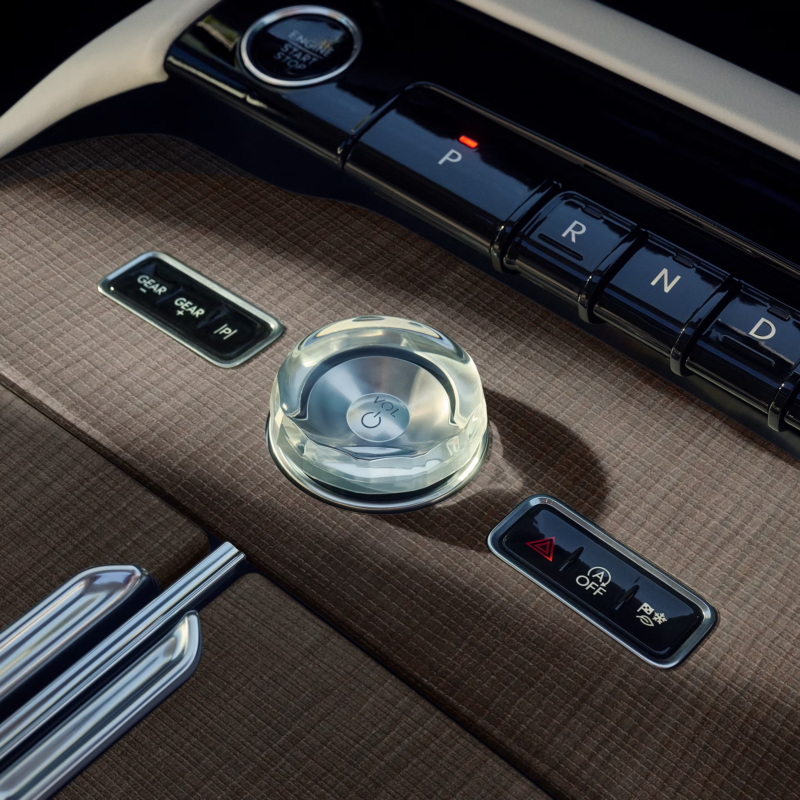 2027 Lincoln Navigator 