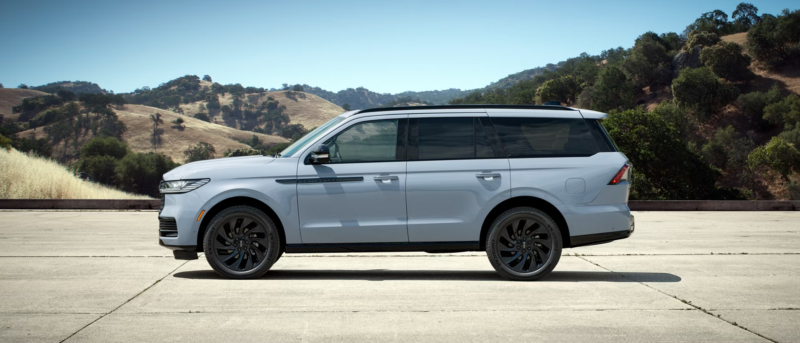 2027 Lincoln Navigator 