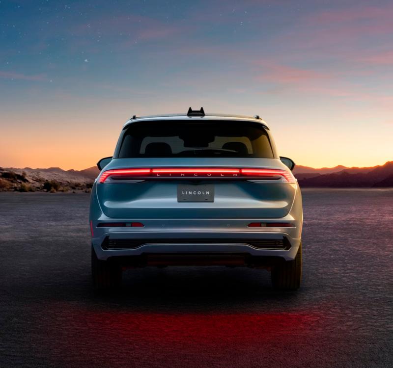 2027 Lincoln Corsair Hybrid 