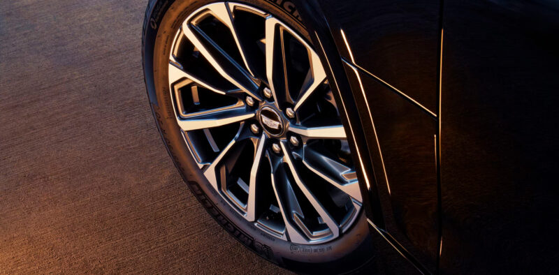 2027 Cadillac Lyriq 